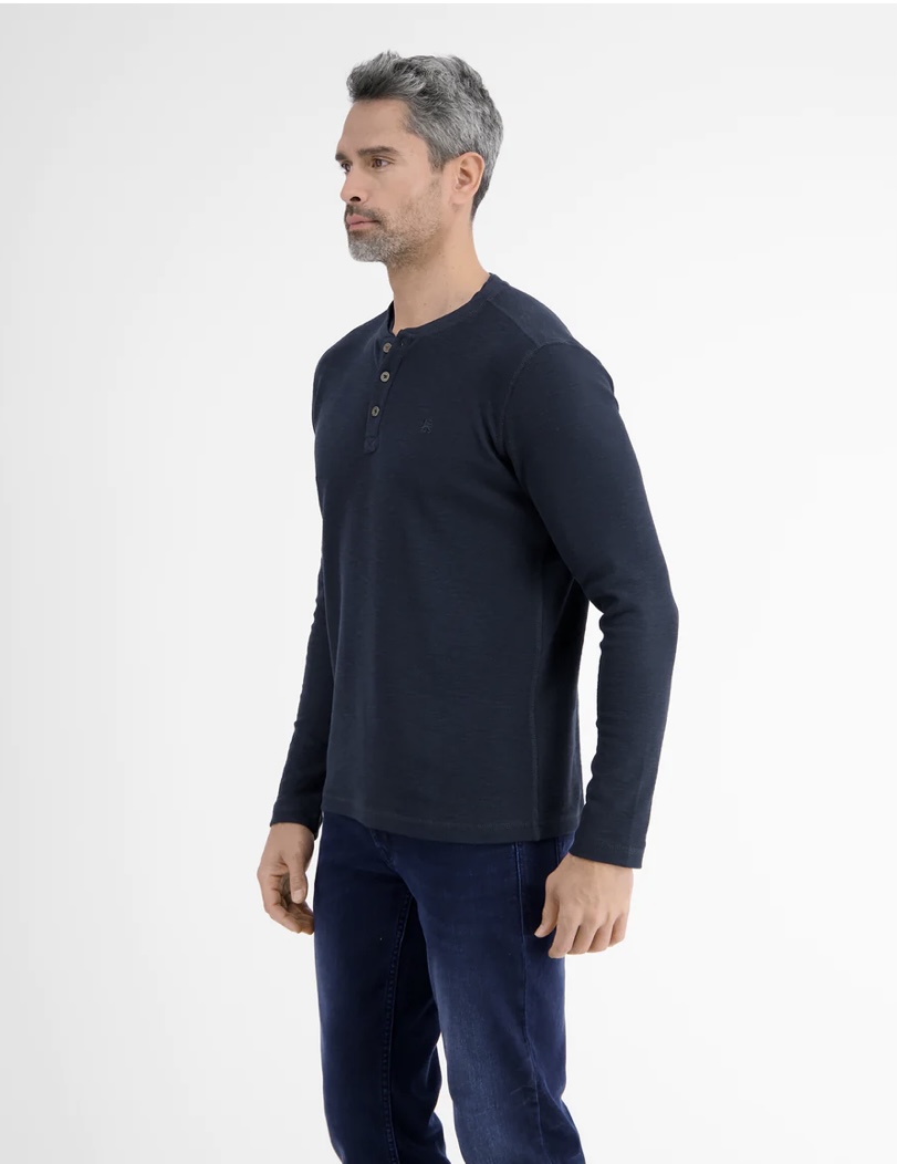 Lerros 3 Button Kingscourt Magees 2384910/N L/S Navy. – Top