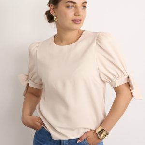 Ellie White Bow Top Champagne.         24608Yt/Ch