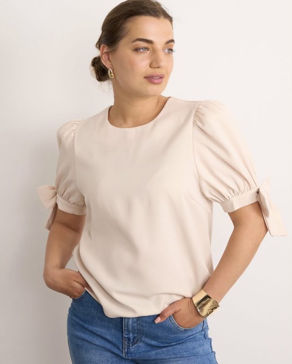 Ellie White Bow Top Champagne.         24608Yt/Ch