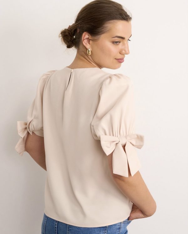 Ellie White Bow Top Champagne.         24608Yt/Ch - Image 2