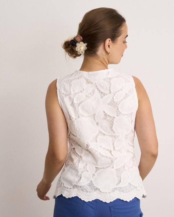 Lace Waistcoat White.             4892/Whi - Image 2
