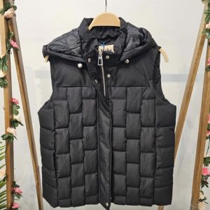 Short Quilted Gilet Black.        Jrt-06/Blk