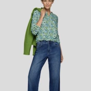 Rabe Elastic Bottom Stretch Top Avacado.         55-123400