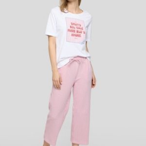Rabe Pinstripe 7/8 Bottoms Red.        56-124451