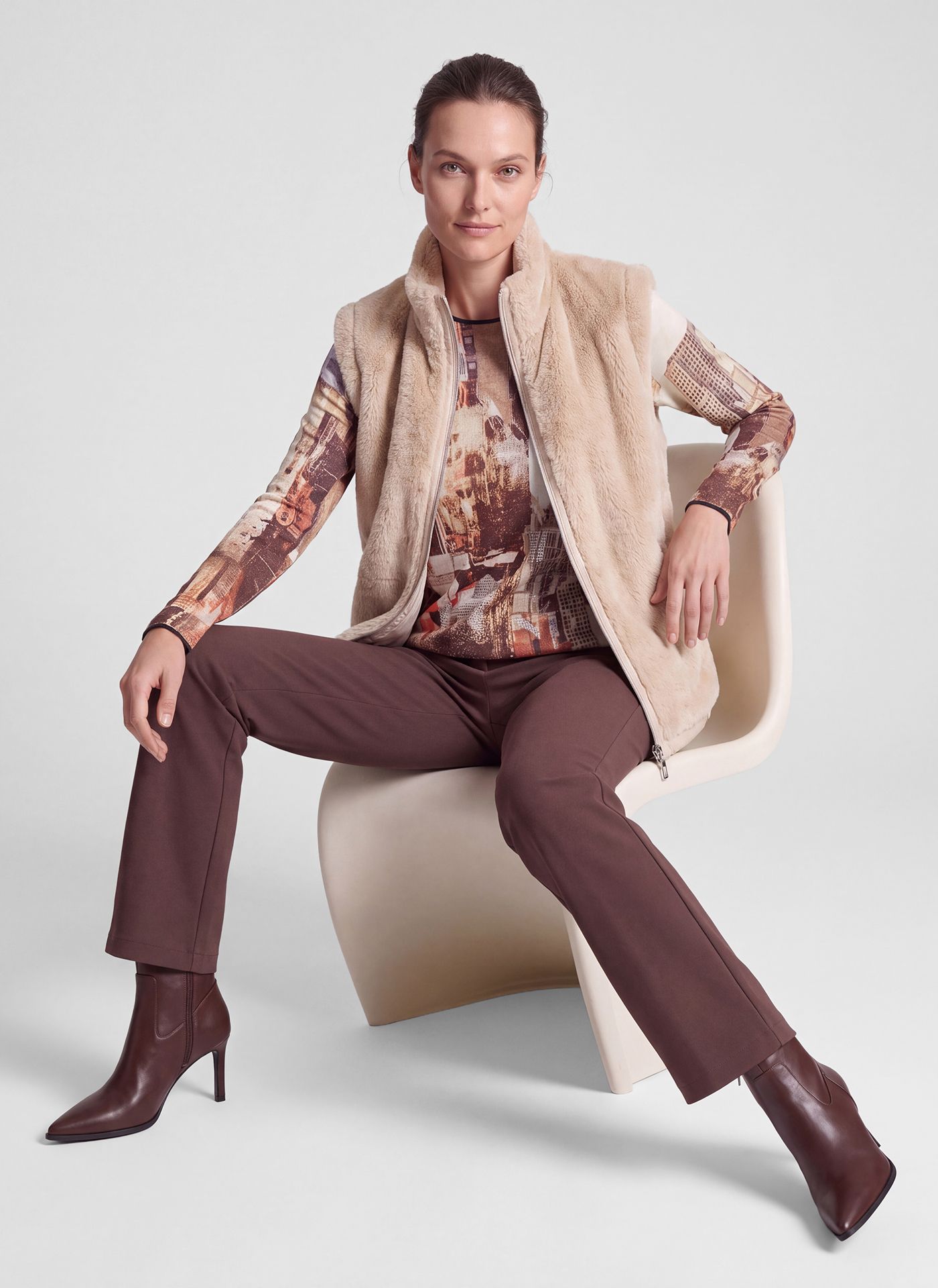 Rabe Fur Gilet Beige. 57-122871 - Image 2