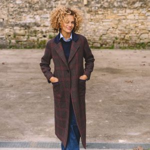 Hongo Long Check Coat Wine.      5525